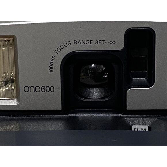 Vintage Polaroid One600 Classic 600 Instant Film Blue Camera With Flash Untested - Picture 8 of 8